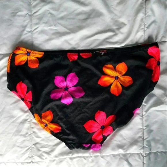Longitude Swimwear Floral Black Women's Bikini Swim Bottom New! Size 22W - Picture 5 of 5